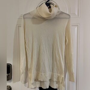 Loft turtle neck sweater white size xs